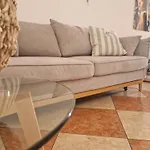 Rora *