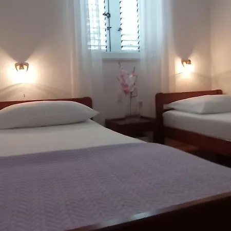 Rora Apartman *
