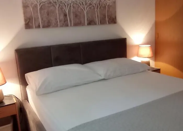 Rora * Rogoznica (Sibenik-Knin)